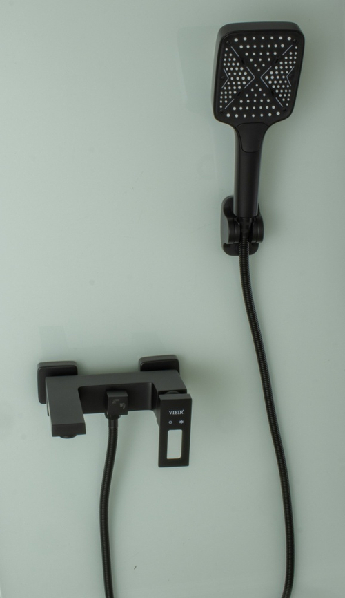 193531-C Смеситель од. для ванны кор. (ЧЕРНЫЙ) ViEiR (10/1шт)