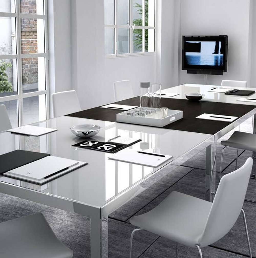 Стол B&B Italia Progetto 1