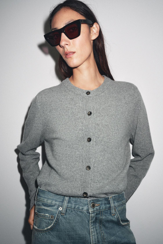 ZARA БАЗОВЫЙ КАРДИГАН ИЗ КАШЕМИРА И ШЕРСТИ, СЕРЫЙ