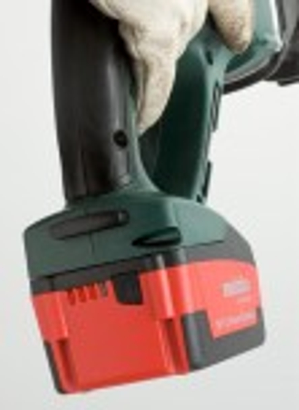 Пила сабельная аккумуляторная METABO ASE 18 LTX  без АКБ и З/У 602269850