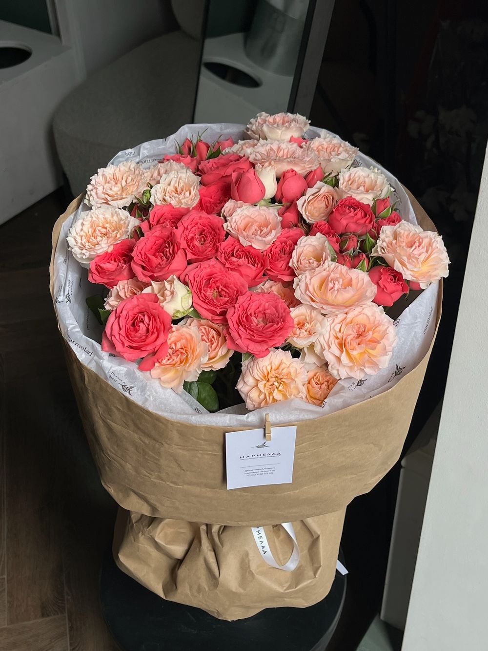 Букет из кустовых роз