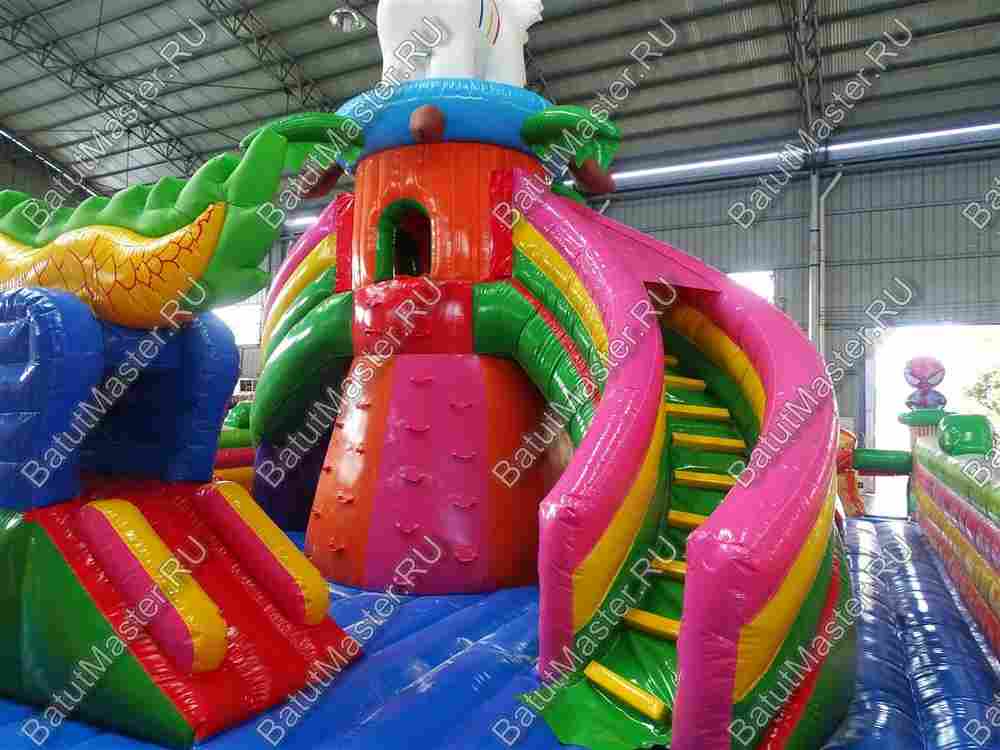Коммерческий надувной батут "Звериный фестиваль" 19*10*8,5 м