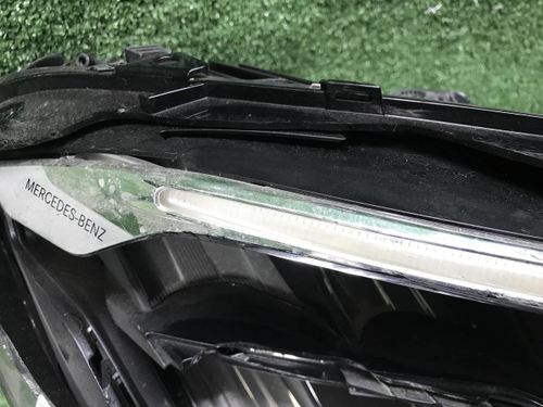 Битая Фара правая Mercedes E W213 (2020-2023) LED