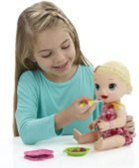 Кукла Hasbro Baby Alive Малышка Блондинка и снеки Baby Alive