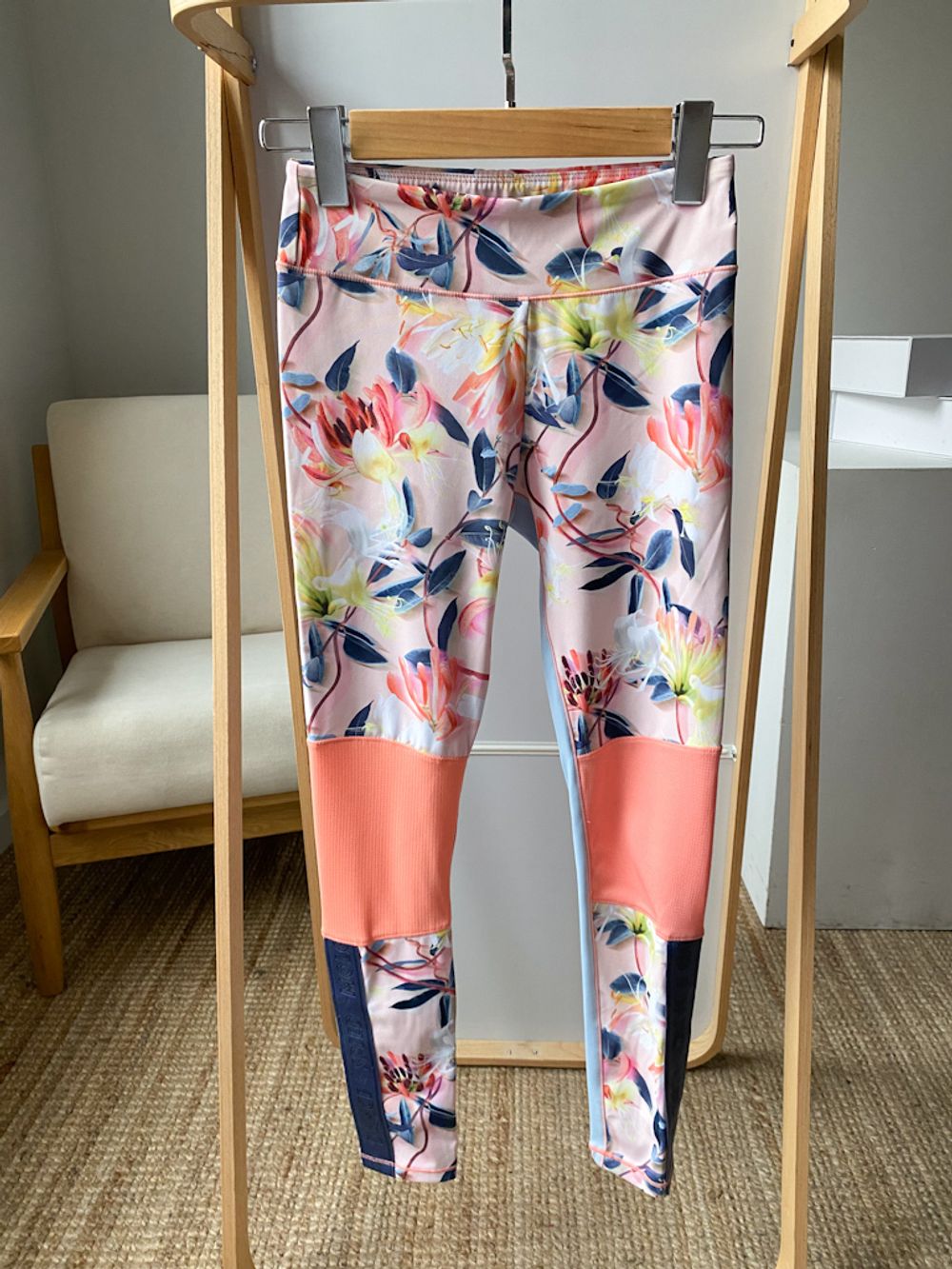 Новые легинсы Molo, 152