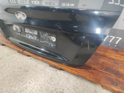 Крышка багажника Kia K900 2 18-нв Б/У Оригинал 69200J6070