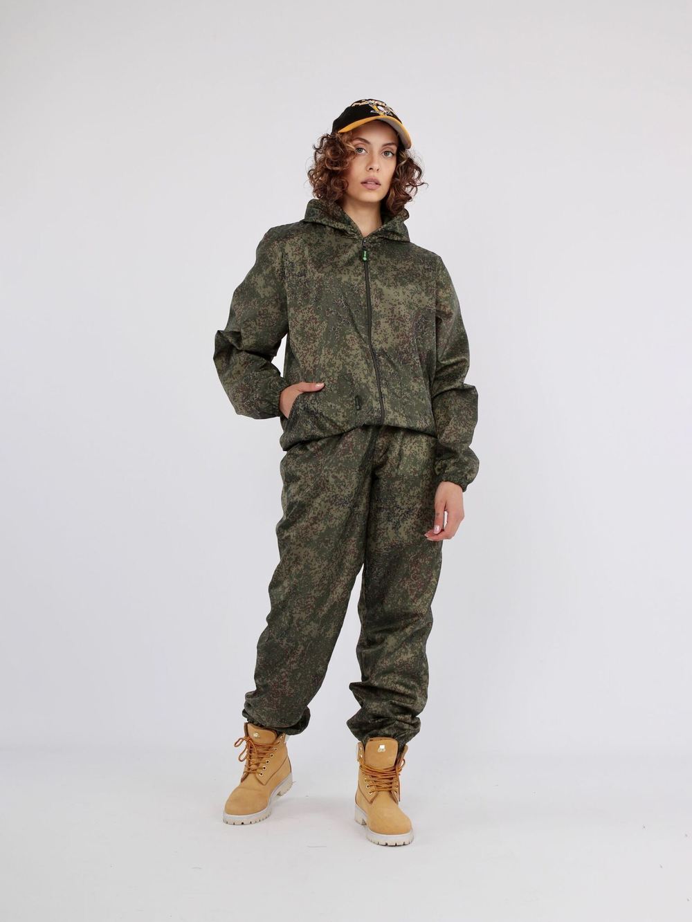 Костюм для активного отдыха Prival Ветровлагозащитный, женский, кмф Пиксель