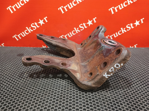 Кронштейн передней рессоры правый 2020г.