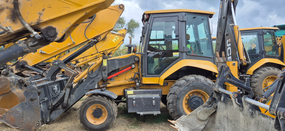 KYLOTON YJ280 Экскаватор-погрузчик YJ280 (Дизельный, 3,6 л, 45 л.с., АТ)