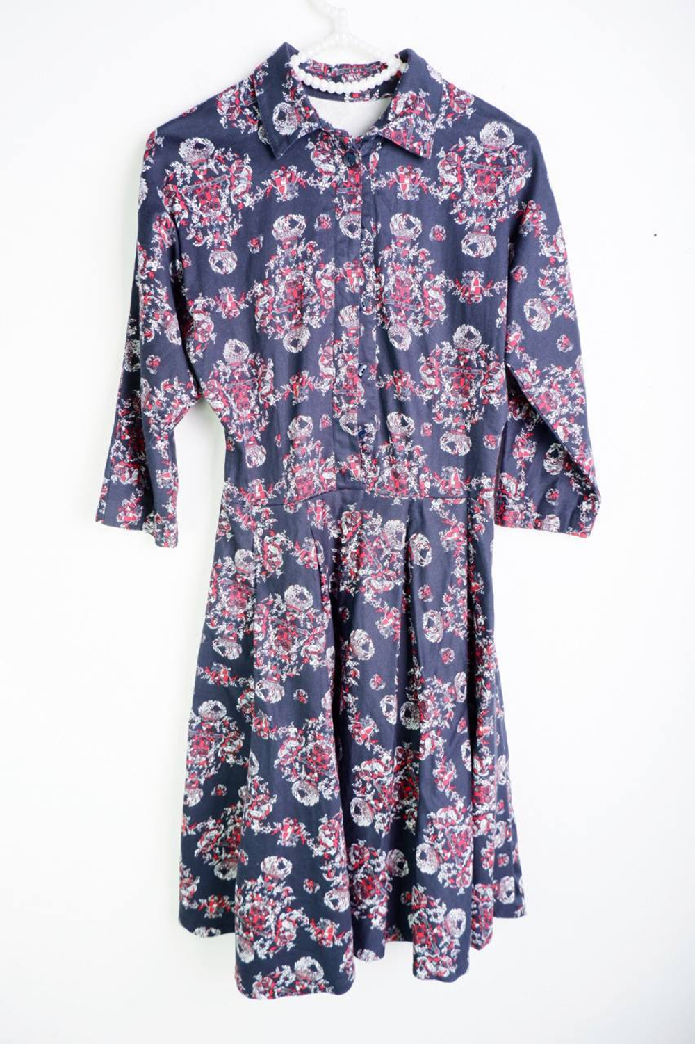 Платье для дружеской встречи, визуально на 44 размер