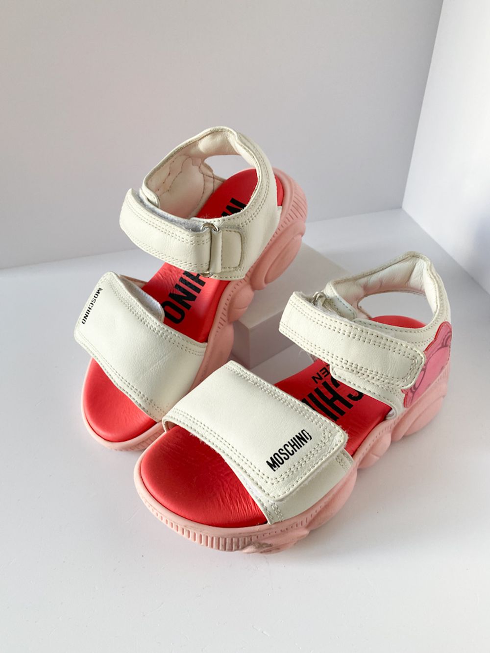 Босоножки Moschino, 31,5