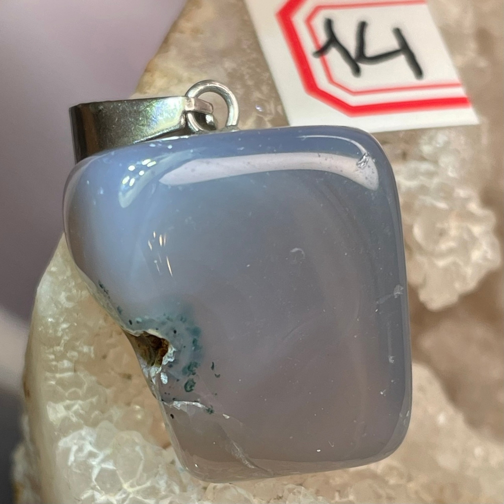 37130 Агат серый Кулон галтовка