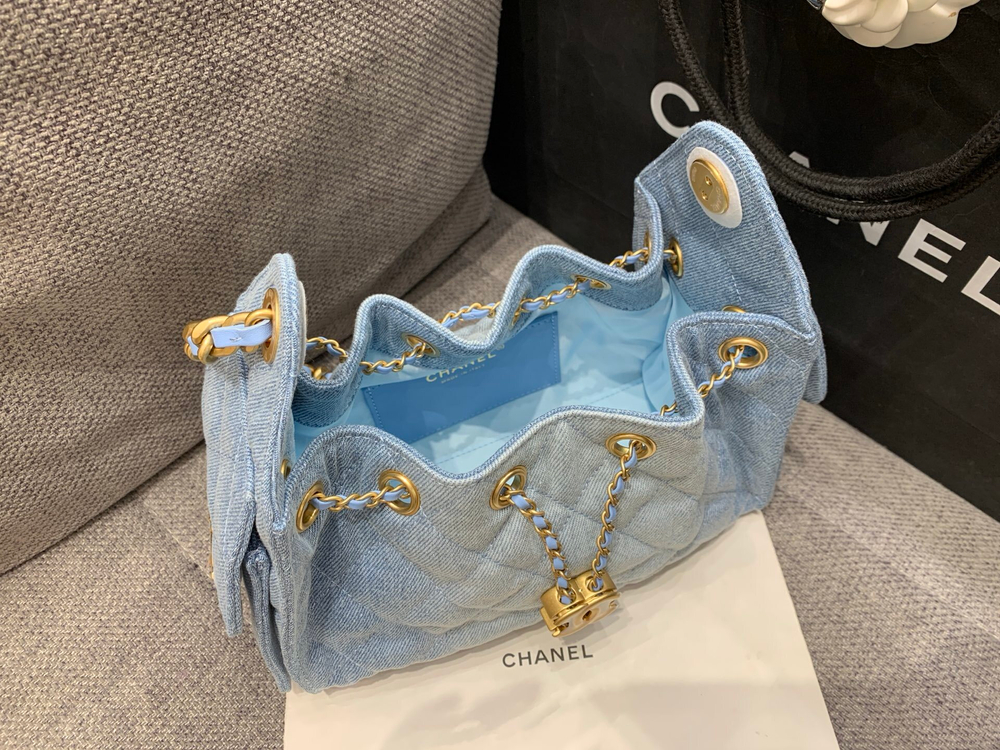 Chanel 25 Mini Handbag 22 cm