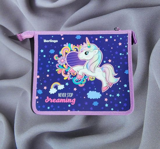 Папка на молнии А5 ПВХ Единорог, синяя