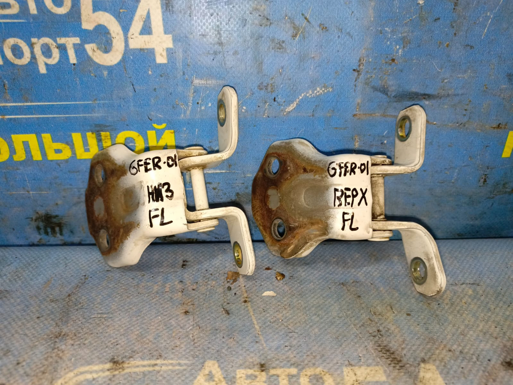 Петля двери передней левой MAZDA CAPELLA 1998