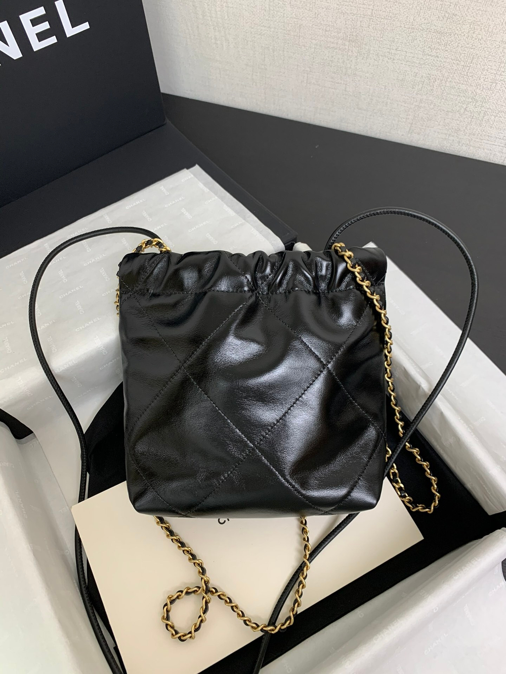 Chanel 22 Mini Handbag 20 cm