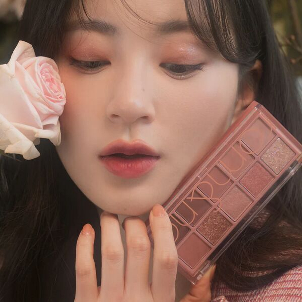 Большая палетка теней для век Rom&Nd Better Than Palette #03 Rosebud Garden, 7.5гр