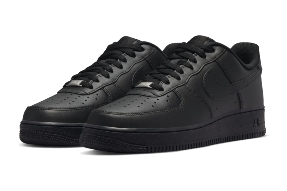 Nike Air Force 1 Low GS "Triple Black"