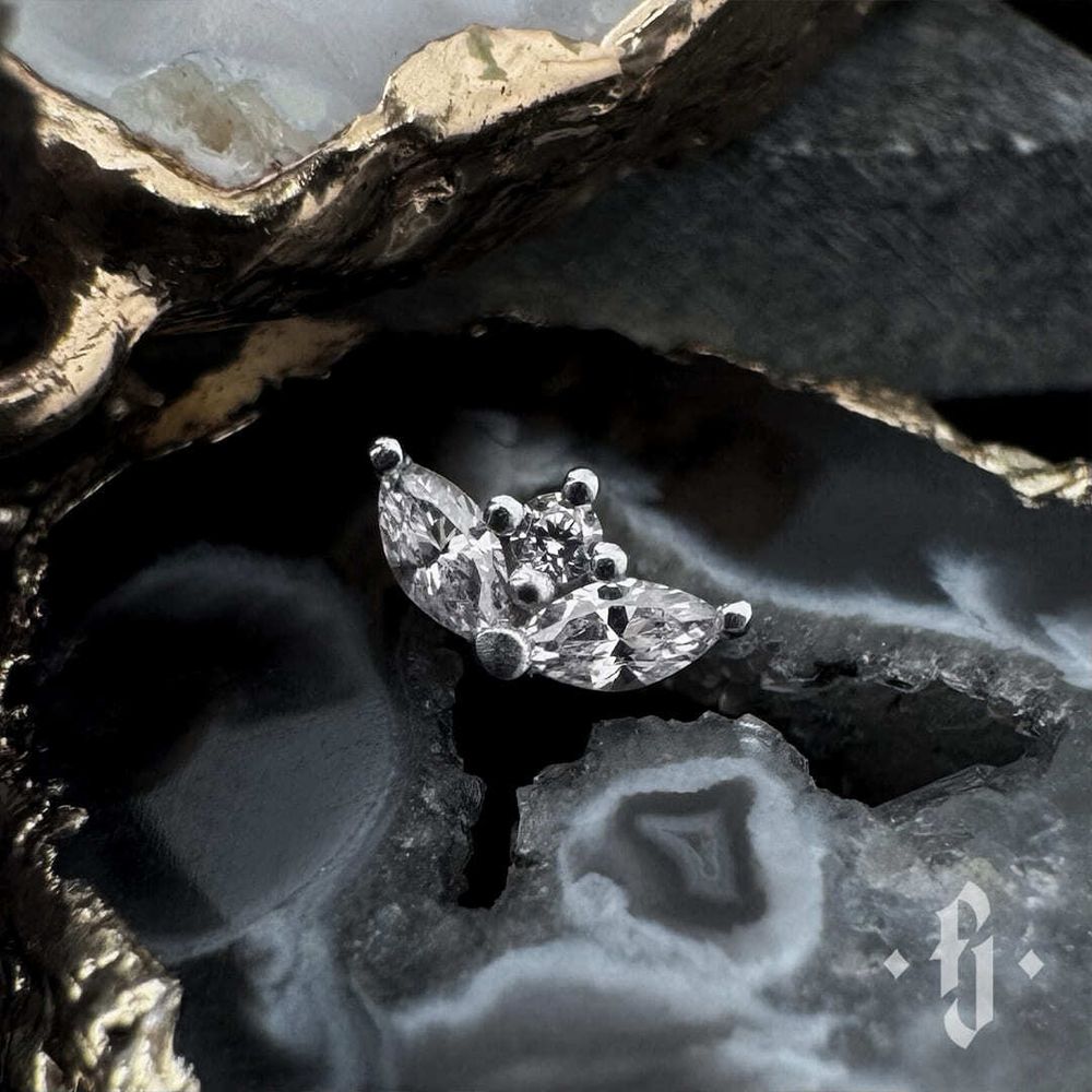 Накрутка "Femida" - Белое золото - White CZ