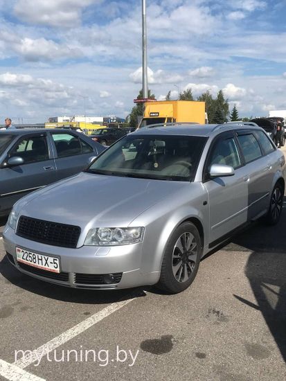 Решетка радиатора без значка для Audi A4 B6