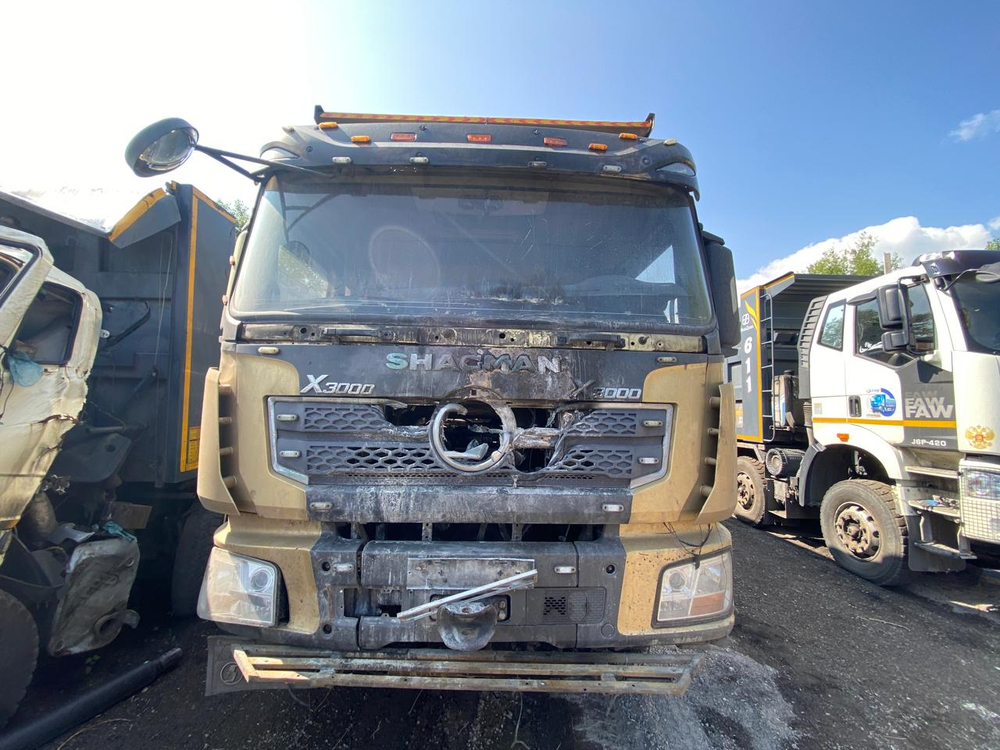Shacman (Shaanxi) SX* 8x4 Самосвал SX331863366 (Дизельный, 12,5 л, 544 л.с., МТ)