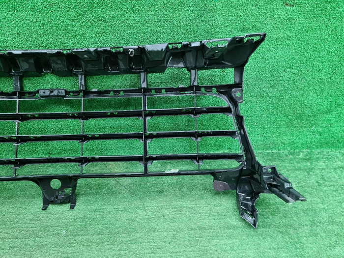 Решетка переднего бампера Porsche Cayenne 3 17-23