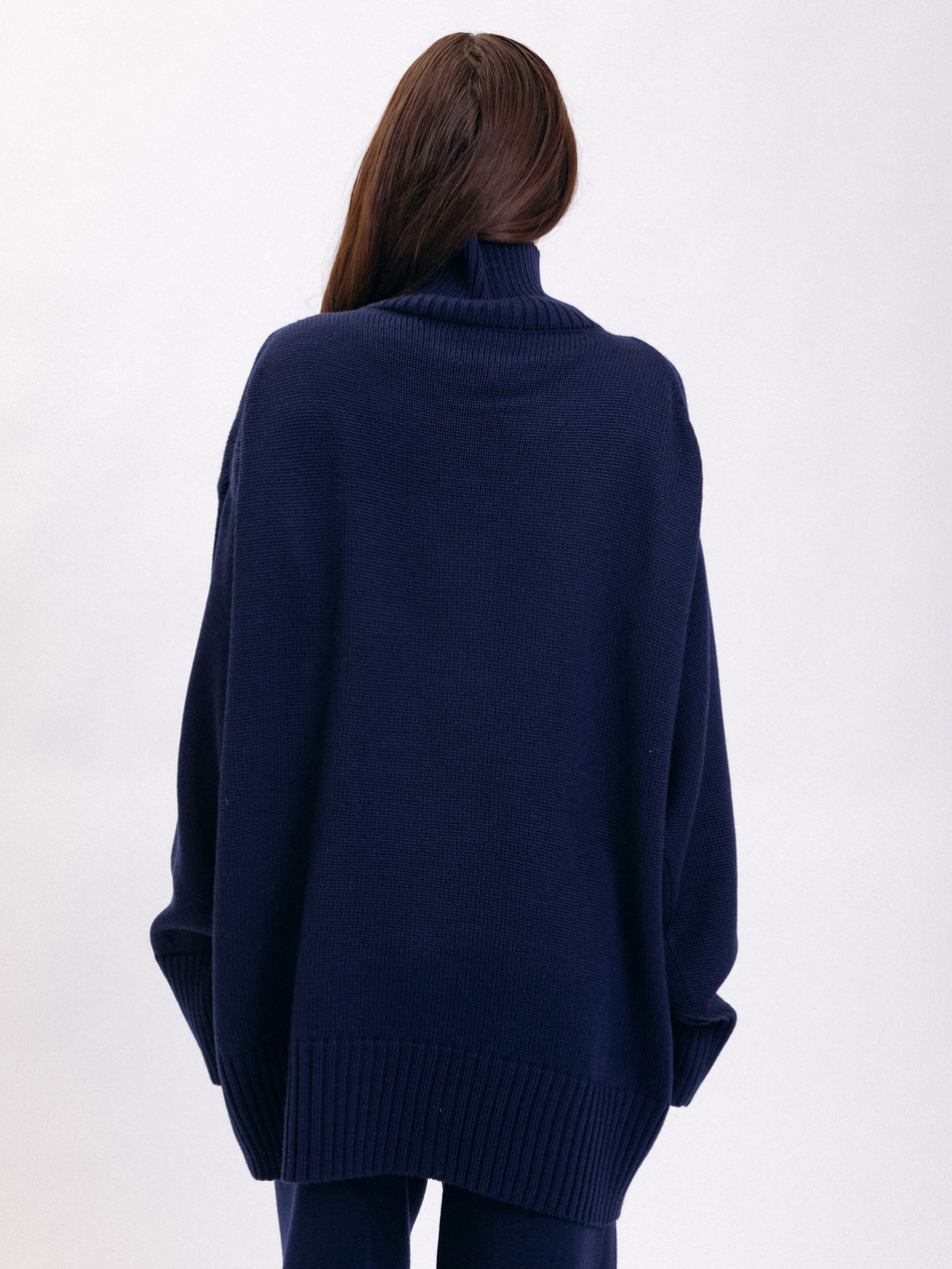 Свитер базовый