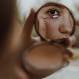 Палочка для макияжа многоразовая LastSwab в чёрном кейсе