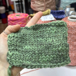 GRISU - BLURING SPA; 43% меринос, 20% альпака baby, 37% п/а; 125/100гр; ниточка с еффектом Flame; col.11518. Зеленый/оливковый