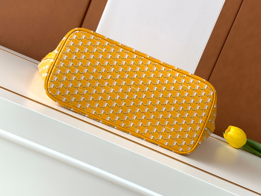 Moynat M Tote MM