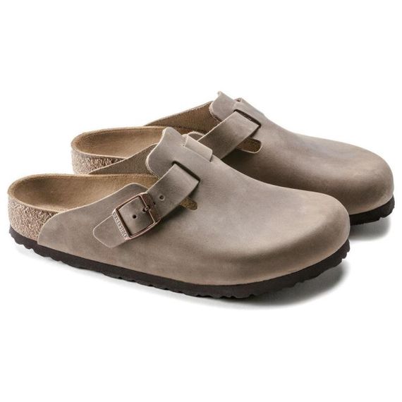 Биркеншток, Дом для девочек, Королевский университет