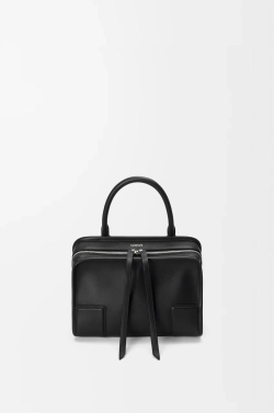 Loewe Маленькая сумка Amazona 180 из мягкой телячьей кожи, черный