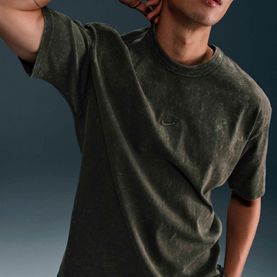 HJ0552-355 Футболка Nike Sportswear Tee M90 SSnl Pre Ess S25