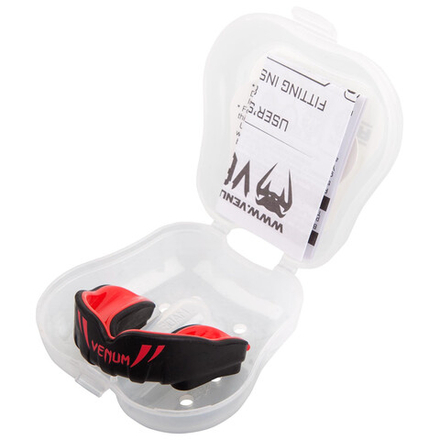 Капа боксерская детская Venum Challenger Black/Red