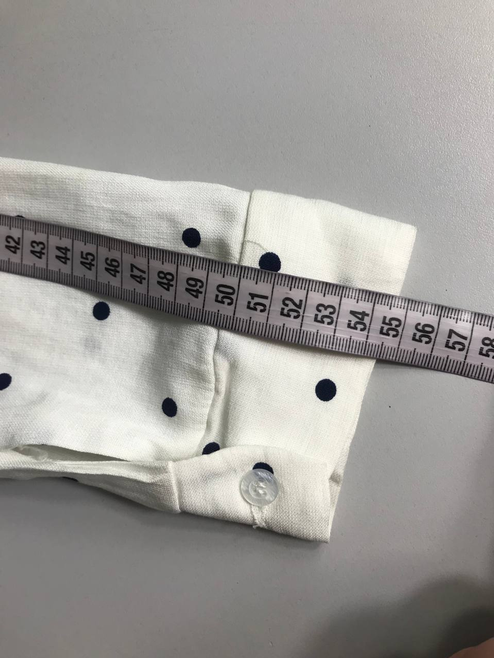 Блузка в игривый горошек, визуально на 46 размер