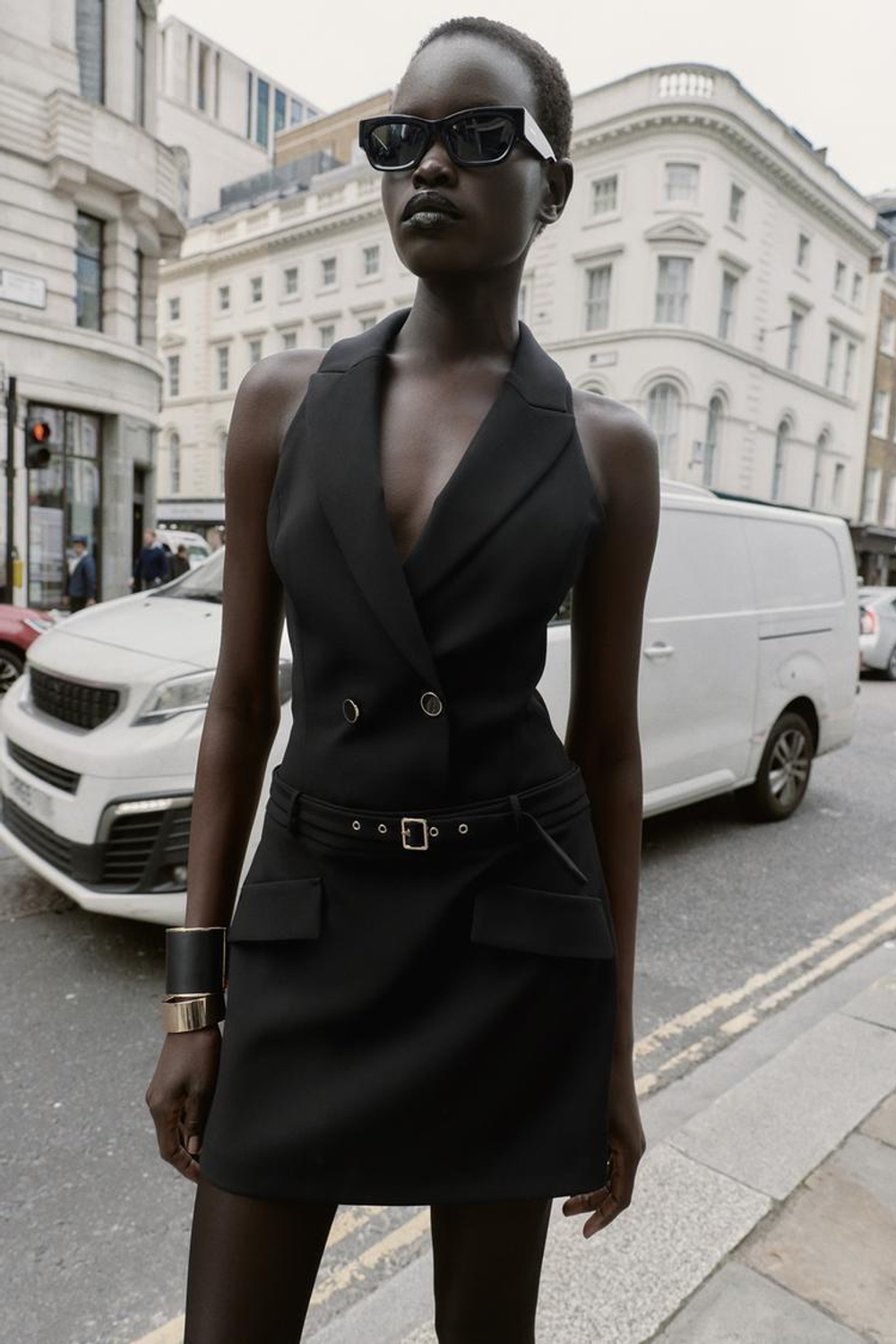 ZARA МИНИ-ПЛАТЬЕ В СТИЛЕ БЛЕЙЗЕРА, ЧЕРНЫЙ