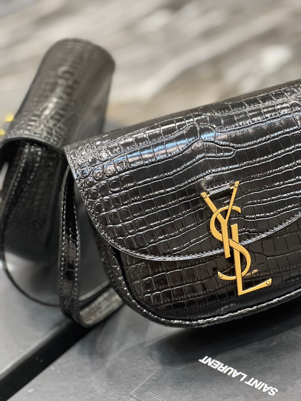 Saint Laurent Kaia Small 18 cm