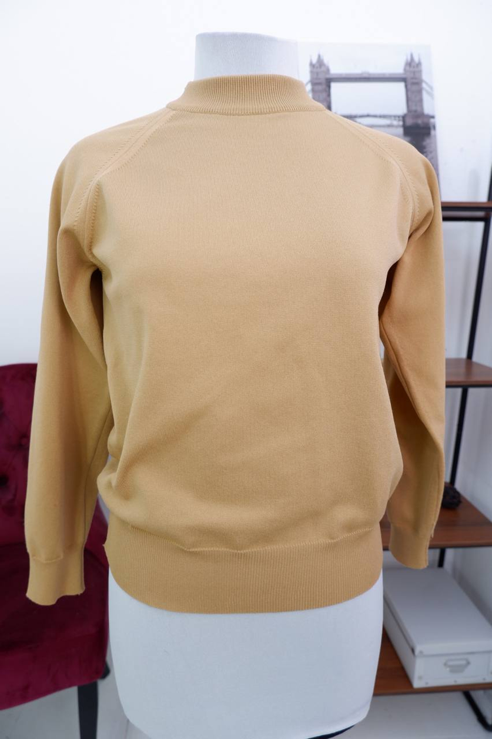 Джемпер для базового образа, на 42 размер