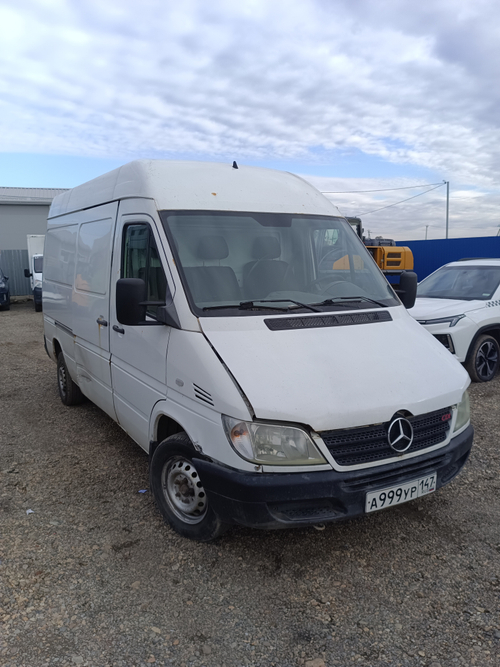 Mercedes-Benz SPRINTER Цельнометаллический 311 (Цельнометаллический, Дизельный, 2,1 л, 109 л.с.)