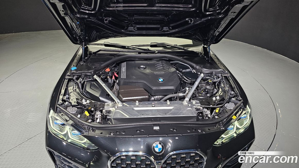 BMW 4 Series (G22) 420i M Sports Performance Coupe (10.2022)
