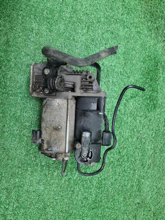 Компрессор пневмоподвески Mercedes S W222 (2013-2020)