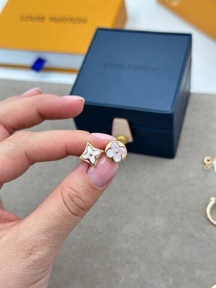 Серьги Louis Vuitton