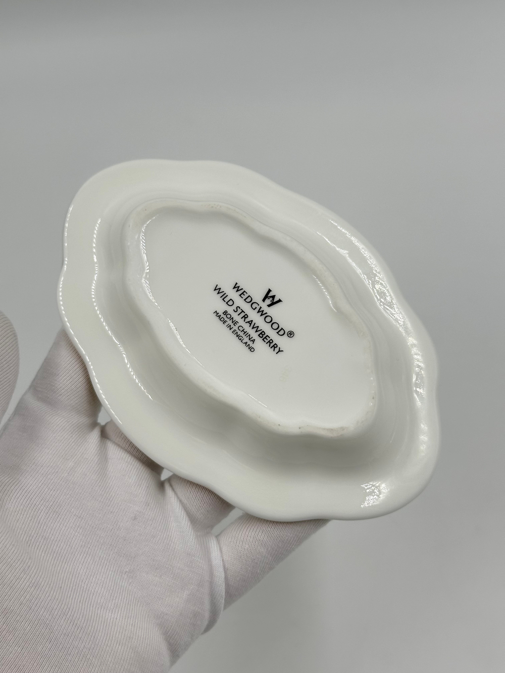 Декоративная тарелочка Wedgwood, Wild Strawberry