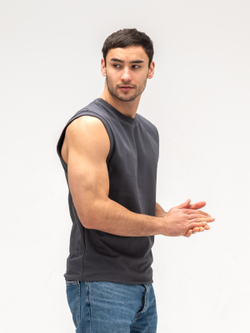 Майка мужская хлопковая на широких лямках. Графит