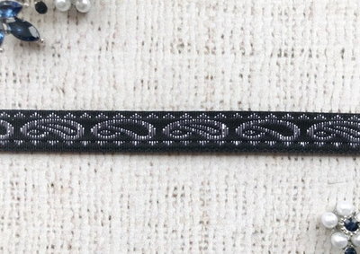 Лента жаккардовая, ш. 1,1 см.