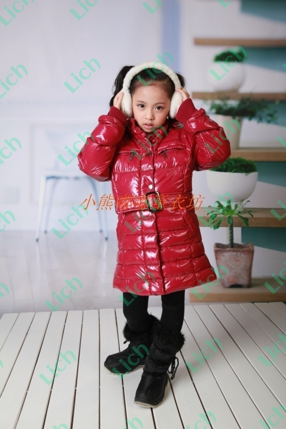 Пуховик детский с мехом на капюшоне