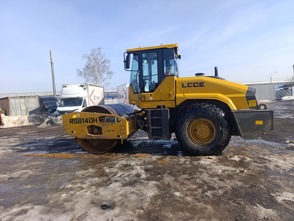 LGCE RS* Каток RS8140H (Дизельный, 6,8 л, 125 л.с., МТ)
