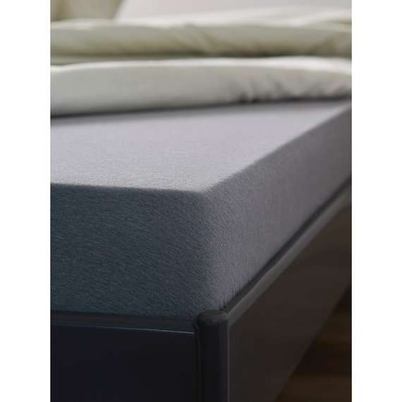 Простыня на резинке из хлопкового трикотажа серого цвета из коллекции essential