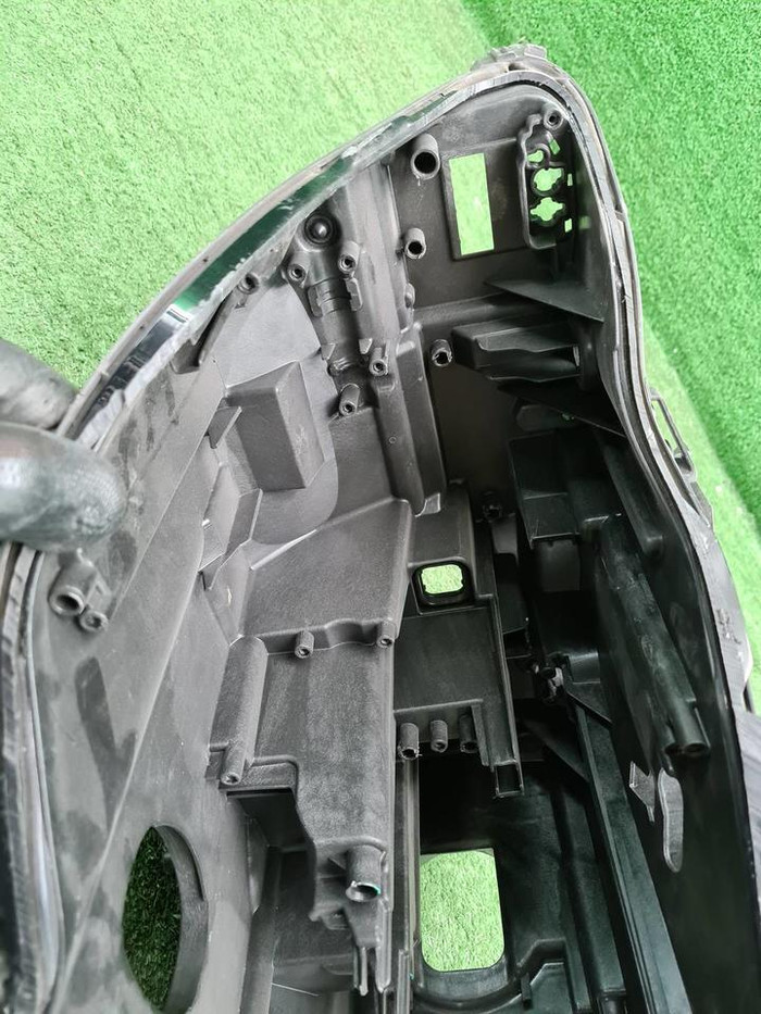 Корпус фары правый BMW 8er G14 G15 G16 (2018-2022)