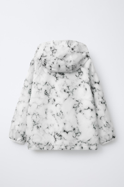 ZARA ДОЖДЕВИК В СПОРТИВНОМ СТИЛЕ С КАПЮШОНОМ И ПРИНТОМ ТАЙ-ДАЙ, БЕЛЫЙ/ЧЕРНЫЙ